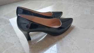 Zapatos MIMAO negros charol tacón NUEVOS