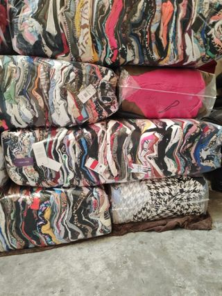 Ropa de mujer de segundamano verano/invierno