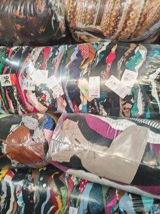 Ropa de mujer de segundamano verano/invierno