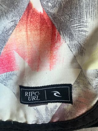 Bermudas ripiosas Curl