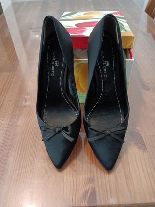 ZAPATOS GLORIA ORTIZ NEGROS T. 37