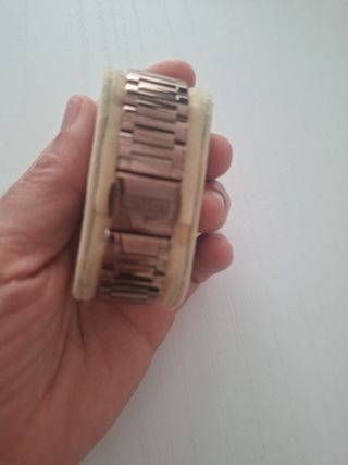 Reloj acero color chocolate 
