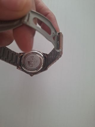 Reloj acero color chocolate 
