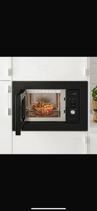 Microondas IKEA VÄRMD 300 negro,