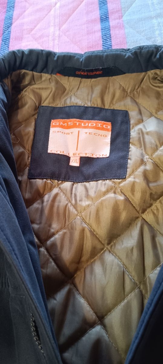 2 Giubbotti Uomo  ,uno Eddicott Tg. 56