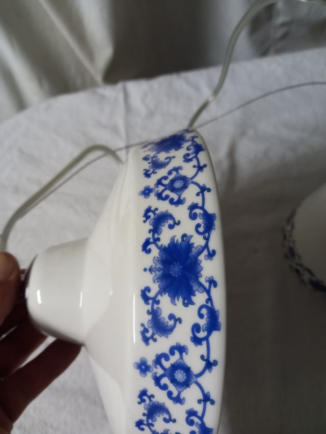 Lampada ceramica blu e bianca