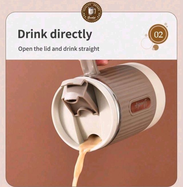 Tazza termica multifunzionale con cucchiaio e coperchio