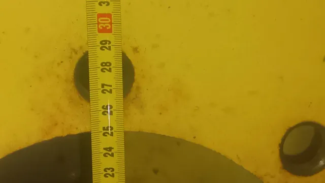 2 Ruedas estrechas seminuevas.