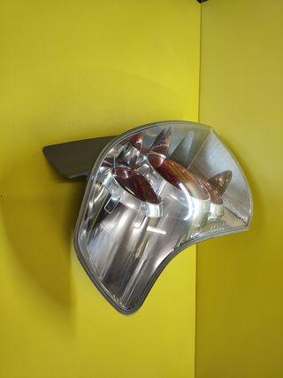 ✅PILOTO TRASERO IZQUIERDO TOYOTA COROLLA VERSO