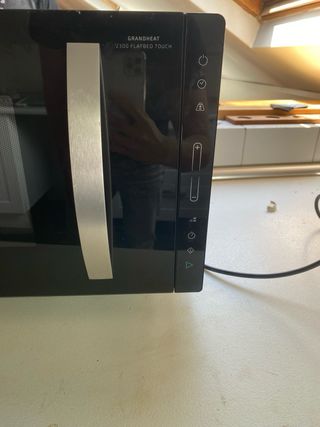 Microondas Cecotec 20L