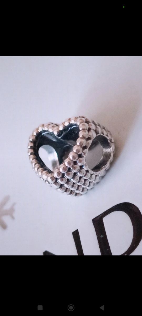 Charm Pandora corazón plata