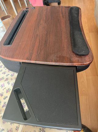 Soporte portátil para sofá