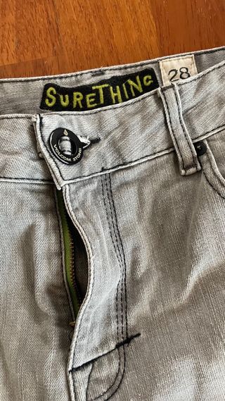 Vaqueros Volcom gris