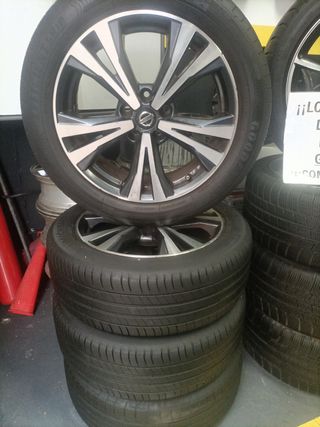 Llantas Nissan 