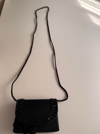 Bolso de fiesta negro en muy buen estado