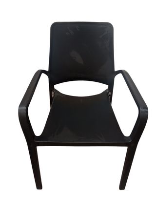 Silla de plástico terraza