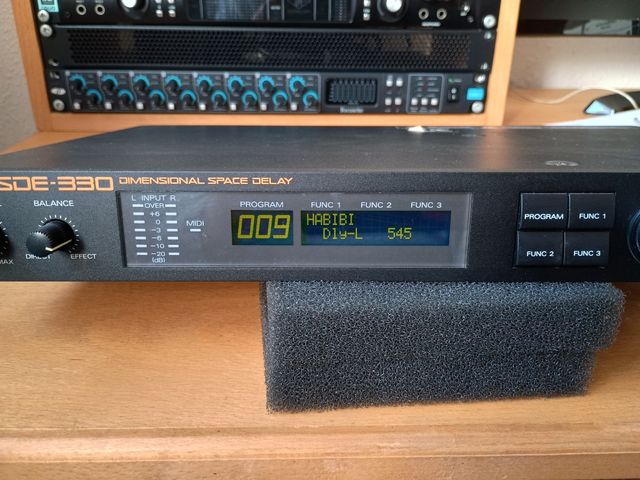 Roland SDE-330 Delay Vintage
