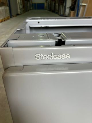 Cajonera metálica Steelcase con llave SIN RUEDAS