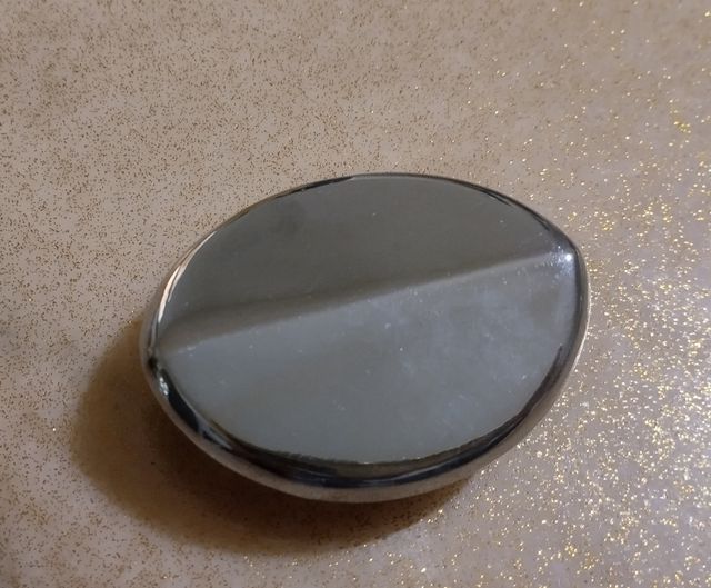 Ricambi auto d'epoca: 8 tappi + chiave