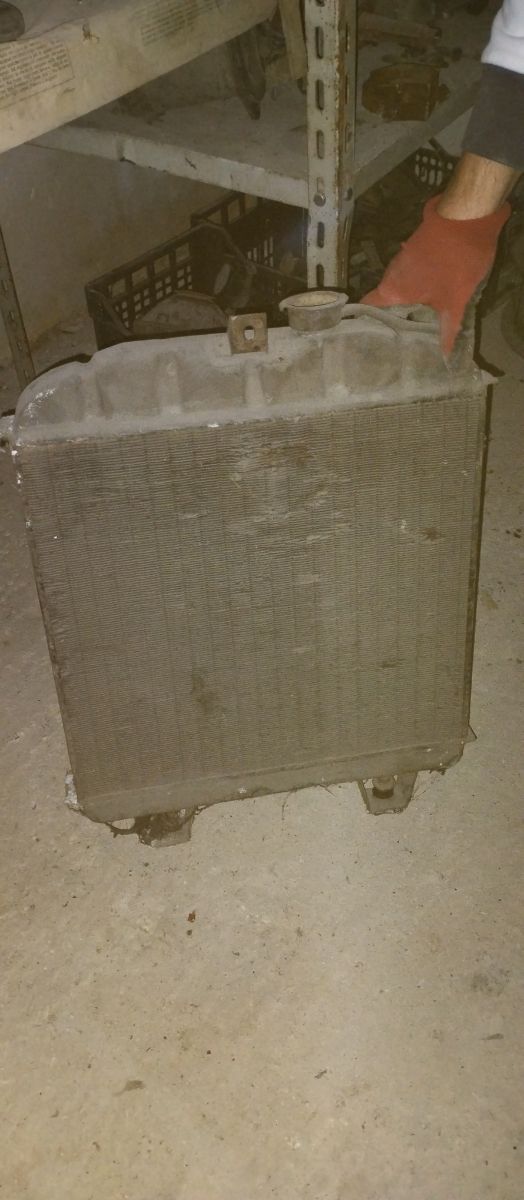 Filtro aria auto d'epoca, pneumatici, tappetini