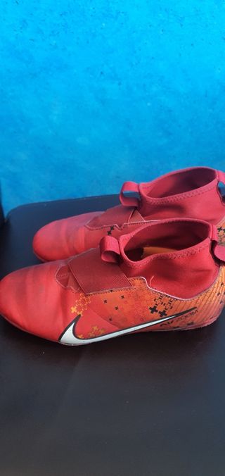 Botas fútbol Nike Jr. Phantom GX numero 38,5 