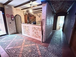 Hotel en venta en Consuegra