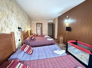 Hotel en venta en Consuegra