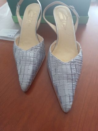 Zapatos fiesta plata T41