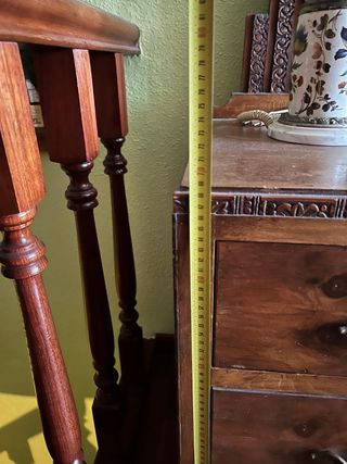 Cómoda antigua de madera