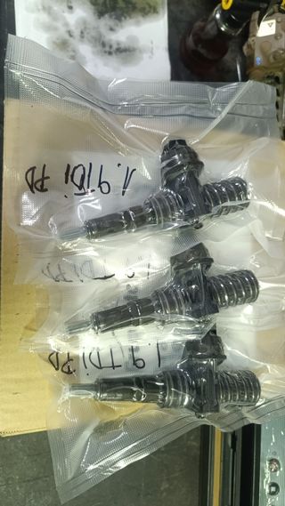 3 Inyectores Bomba 1.9TDI