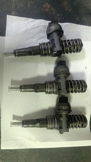 3 Inyectores Bomba 1.9TDI