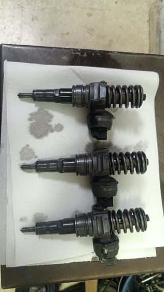 3 Inyectores Bomba 1.9TDI