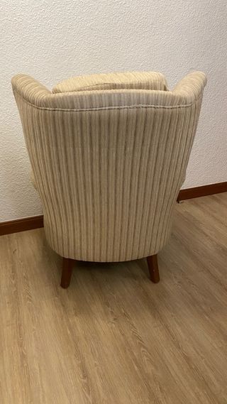 1 sillón beige