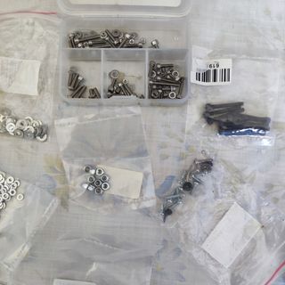 Set Viti, dadi, bulloncini vari nuovi modellismo