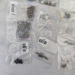 Set Viti, dadi, bulloncini vari nuovi modellismo