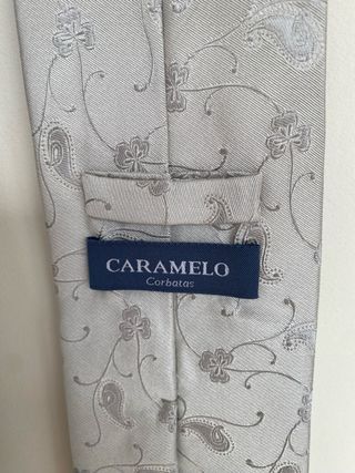 Chaleco Caramelo beige plata - Corbata