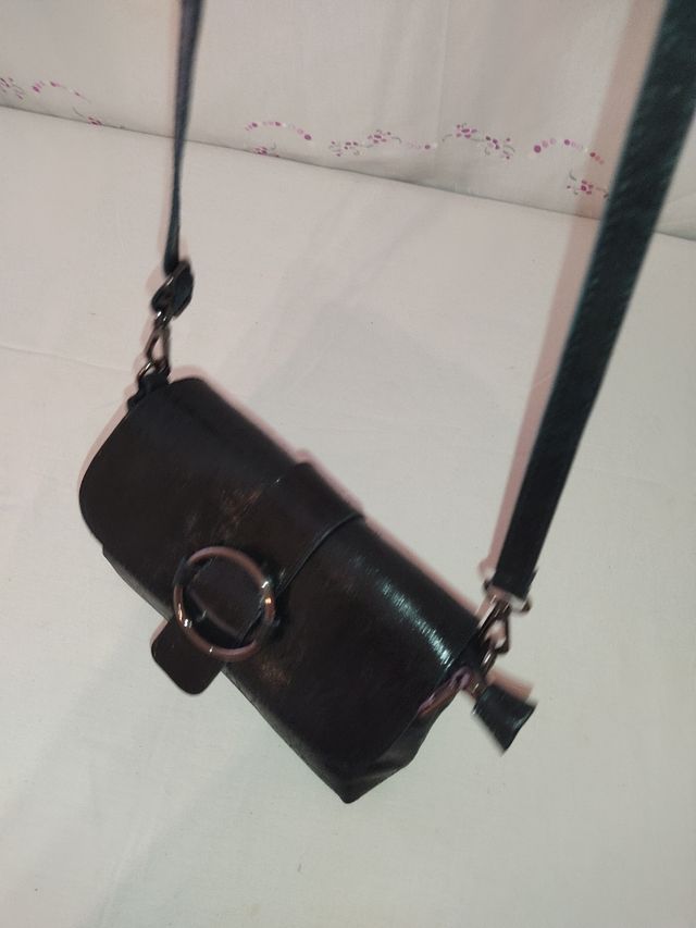 Bolso negro bandolera