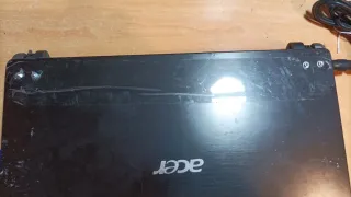 Asus 4820T - Portatil