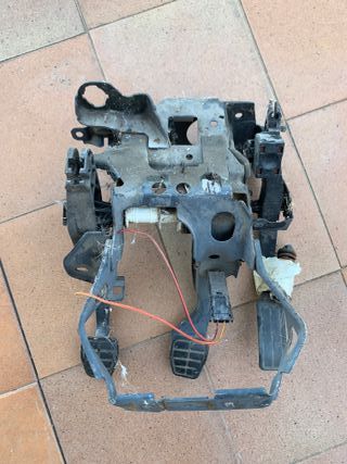 Pedalera volkswagen golf v