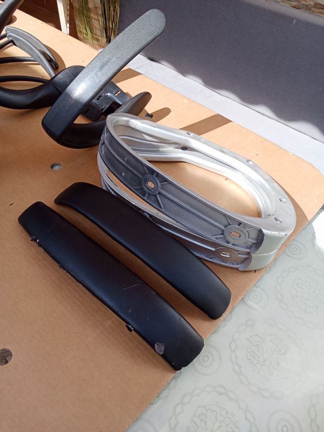 Reposabrazos de sillas 5 e la pareja