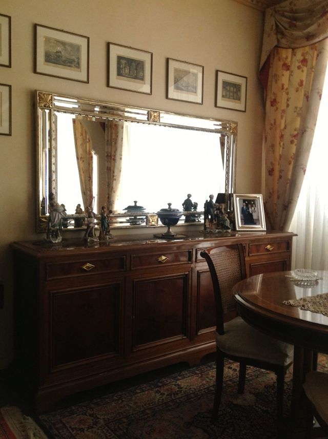 4 Sedie in legno massello