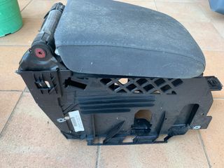 reposabrazo volkswagen golf v