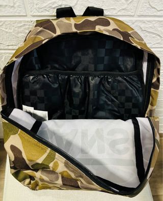 Mochila Vans camuflaje - NUEVA a estrenar.