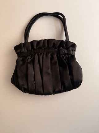 Bolso de mano negro satinado