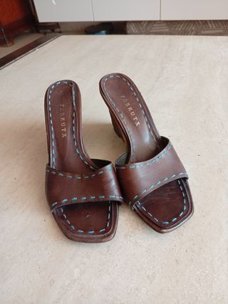 Sandalias cuña Farrutx marrón