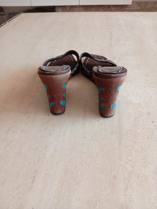 Sandalias cuña Farrutx marrón