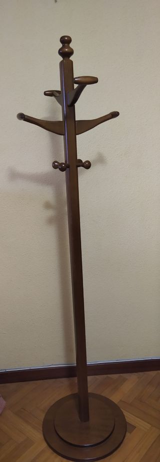 Perchero de pie madera