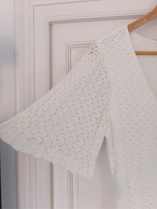 Vestido vintage romántico blanco de encaje – Sfera