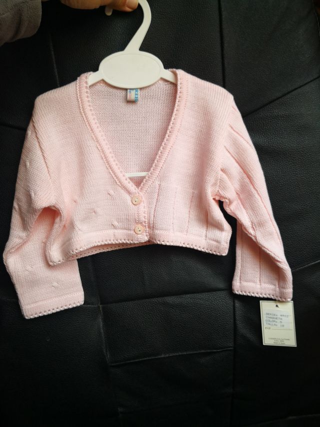 CONJUNTO NUEVO NIÑA T18M, CHAQUETA ROSA Y 2 BODYS