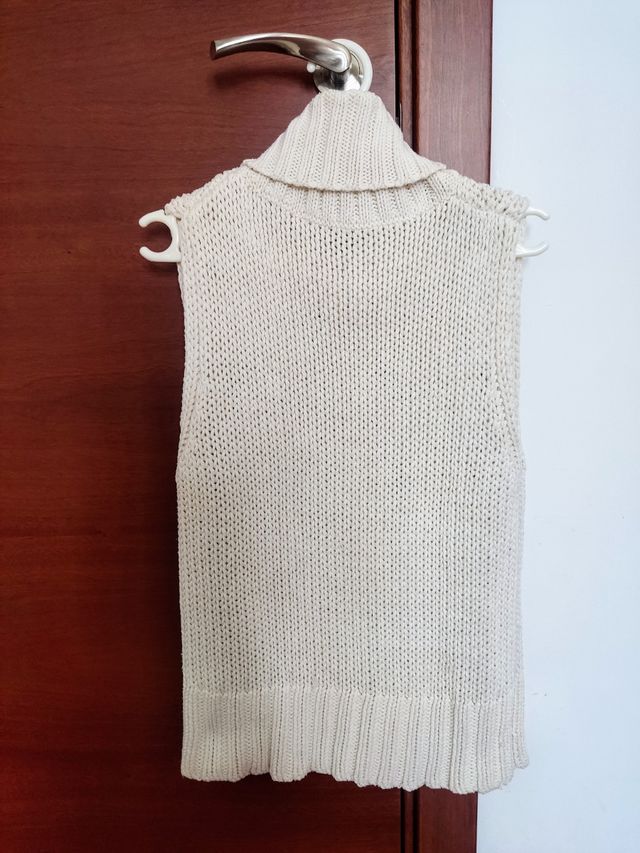 Jersey blanco punto, cuello vuelto